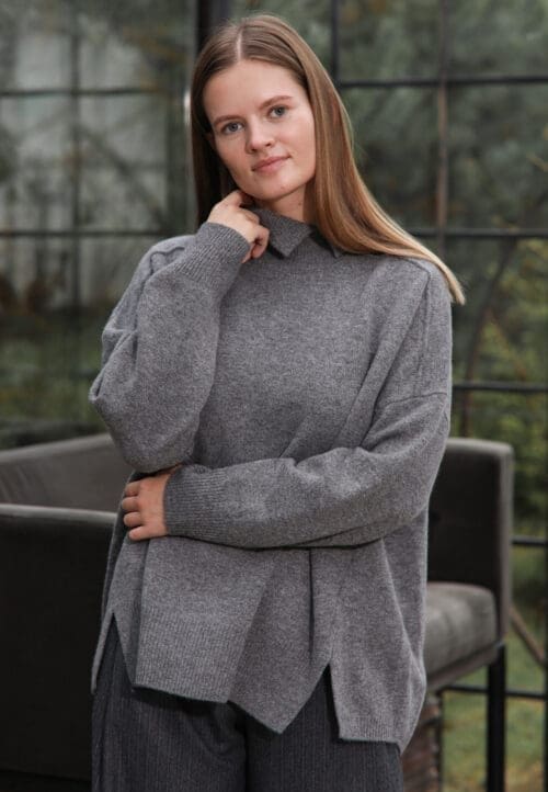 Pilkas oversize kašmyro megztinis