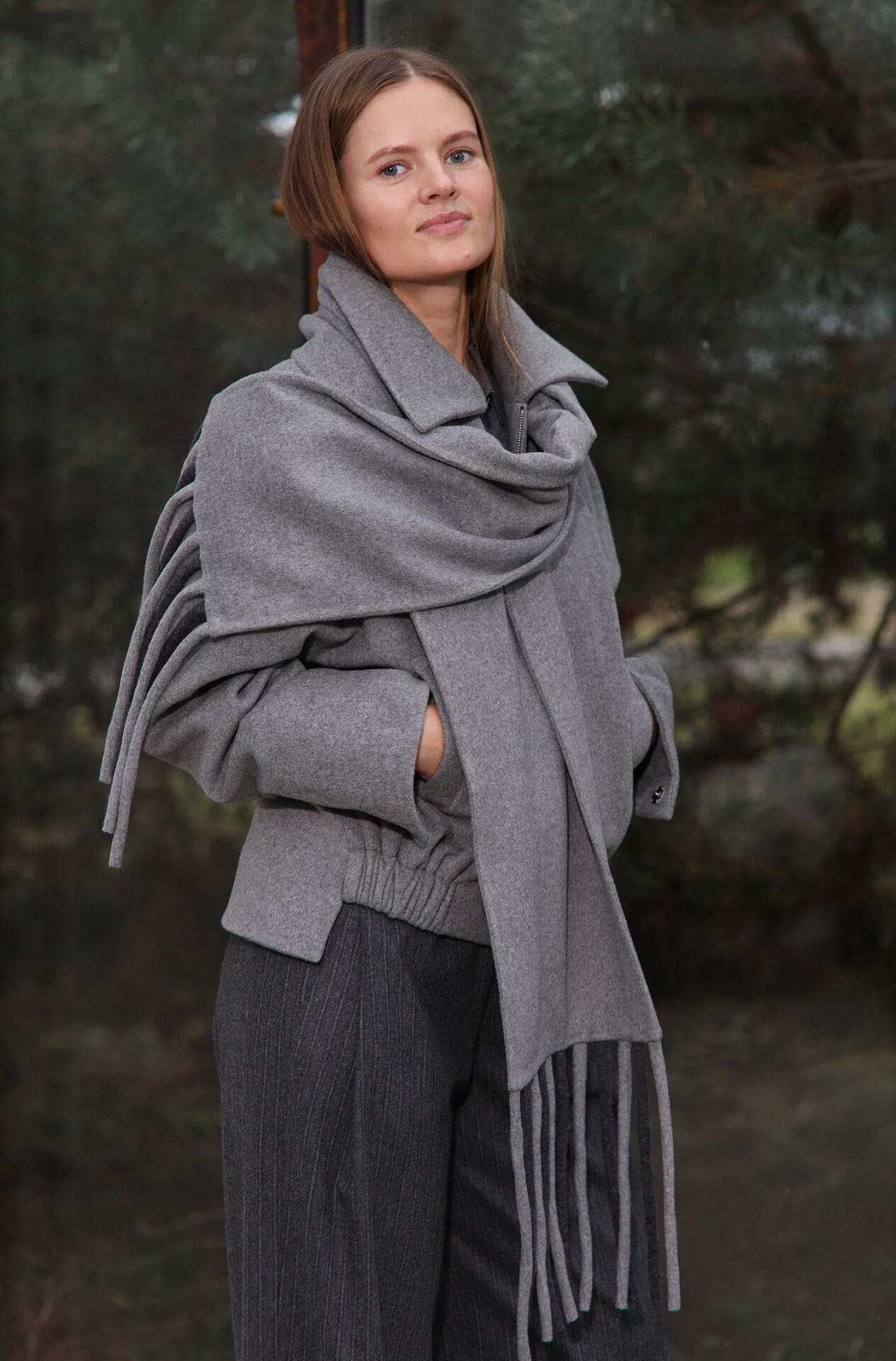 Pilkas šalikas - Image 5
